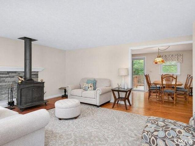 house with 3 bedroom, New Fairfield CT ES105496961