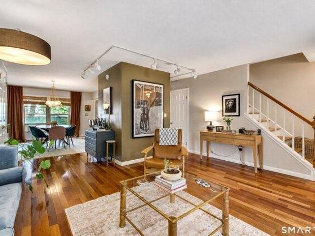 house with 3 bedroom, New Haven CT ES105414185