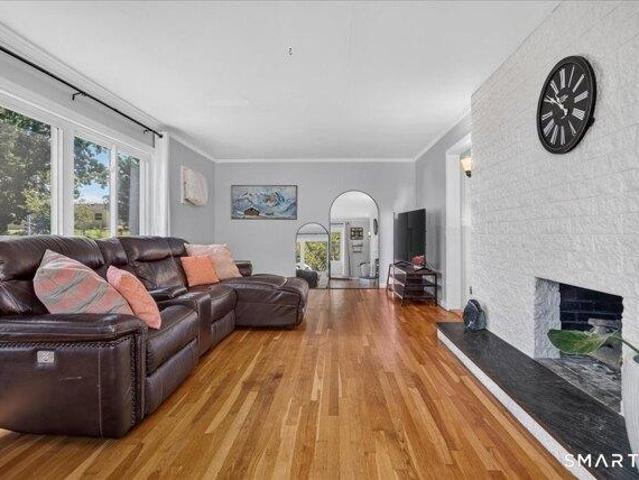house with 3 bedroom, New Haven CT ES105438871