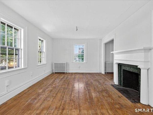 house with 3 bedroom, New Haven CT ES105475807