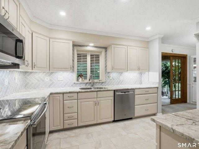 house with 3 bedroom, New Milford CT ES105561302