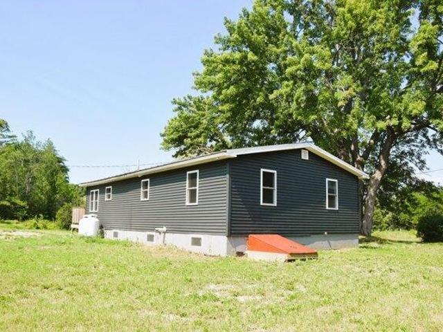 house with 3 bedroom, New Sharon ME ES105790133