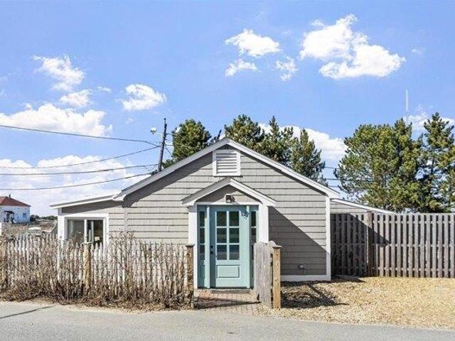house with 3 bedroom, Newburyport MA ES104262690
