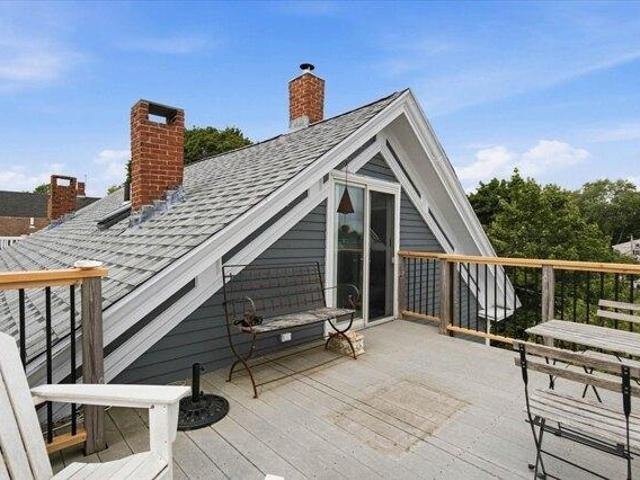 house with 3 bedroom, Newburyport MA ES105575999