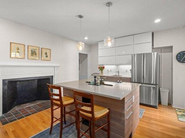 house with 3 bedroom, Newburyport MA ES105532644