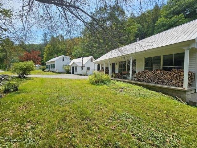 house with 3 bedroom, Newfane VT ES105494496
