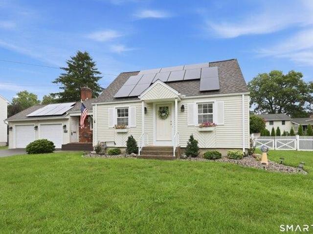 house with 3 bedroom, Newington CT ES105611447