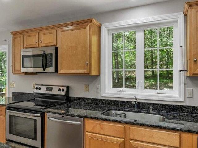 house with 3 bedroom, Newmarket NH ES104008493