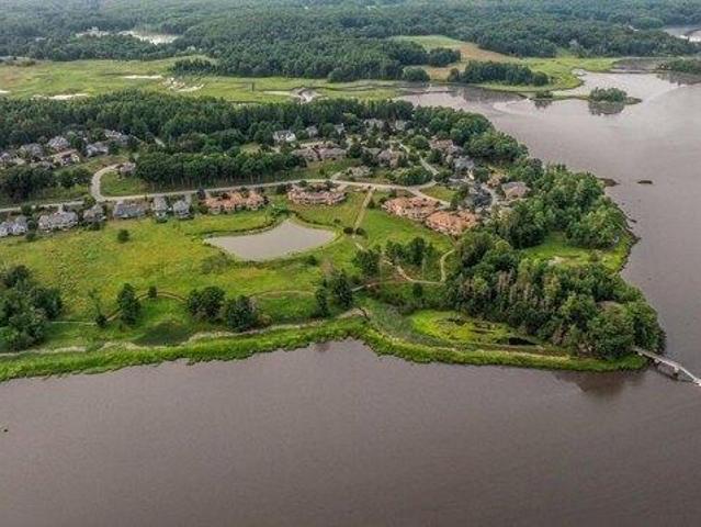 house with 3 bedroom, Newmarket NH ES104375172