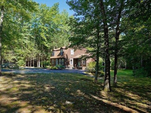 house with 3 bedroom, Newmarket NH ES105478582