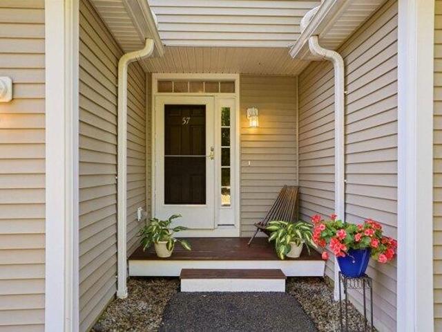 house with 3 bedroom, Newmarket NH ES105497657