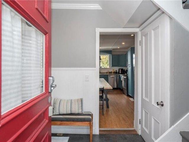 house with 3 bedroom, Newport RI ES105403154