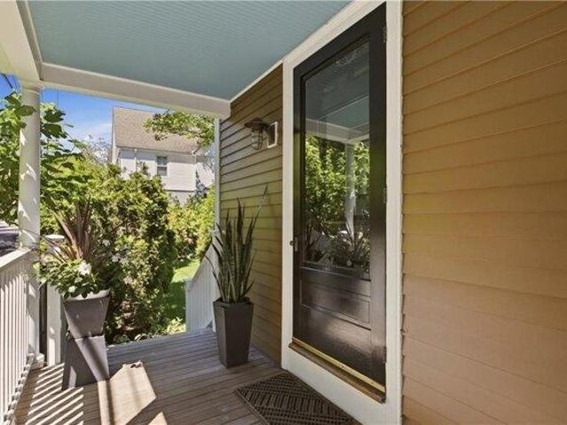 house with 3 bedroom, Newport RI ES105414566