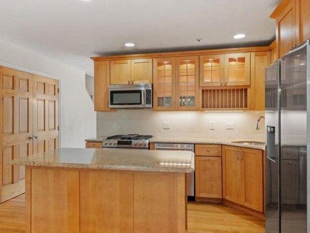 house with 3 bedroom, North Andover MA ES105557340
