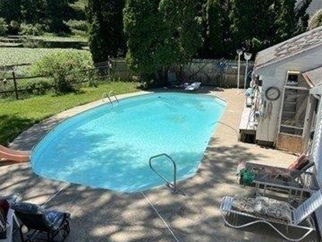 house with 3 bedroom, North Attleboro MA ES105277847