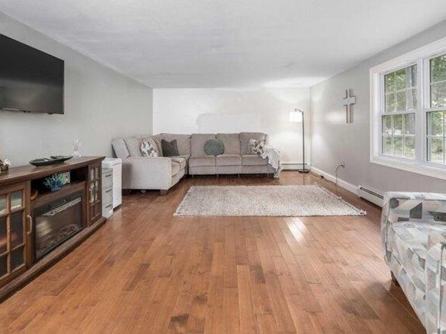 house with 3 bedroom, North Berwick ME ES105791753