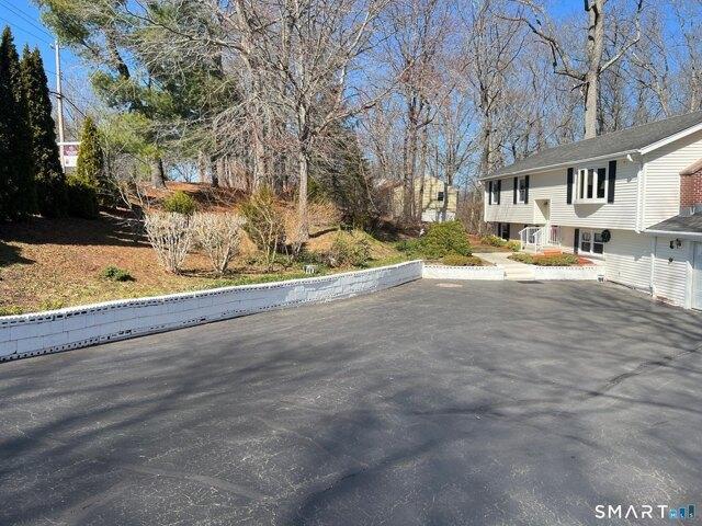 house with 3 bedroom, North Branford CT ES105557309