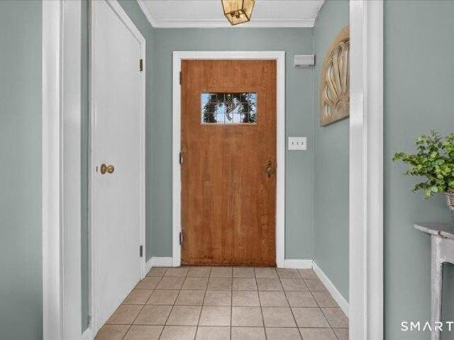 house with 3 bedroom, North Haven CT ES105441446