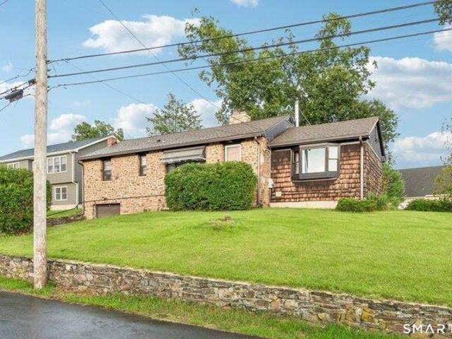 house with 3 bedroom, North Haven CT ES105493921
