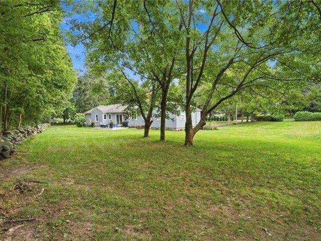 house with 3 bedroom, North Kingstown RI ES105631646