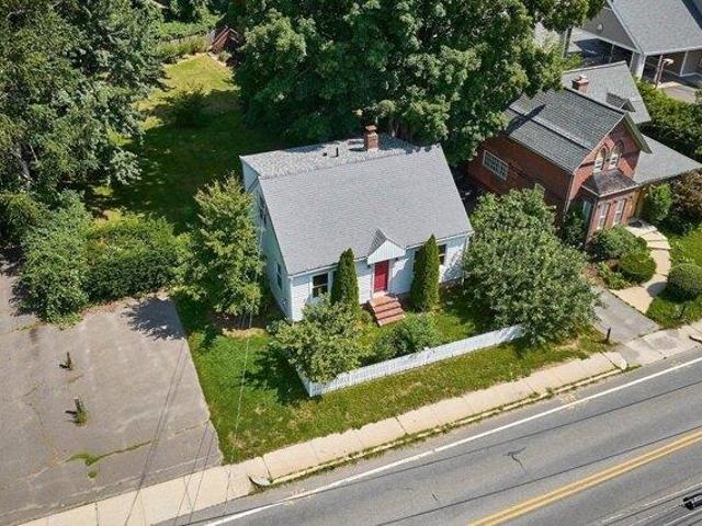 house with 3 bedroom, Northampton MA ES104514349