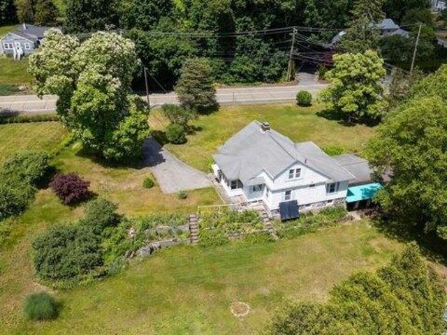 house with 3 bedroom, Northborough MA ES105441318