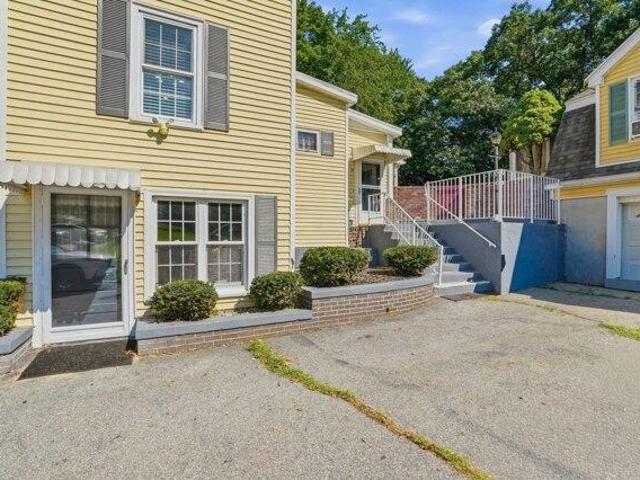 house with 3 bedroom, Northborough MA ES105387506