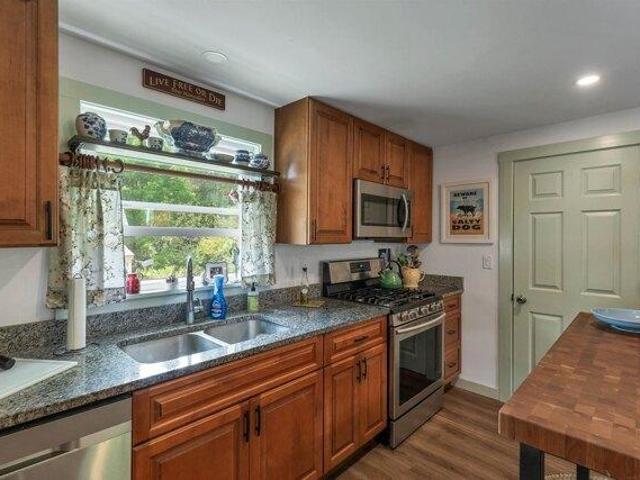 house with 3 bedroom, Northfield NH ES105368619