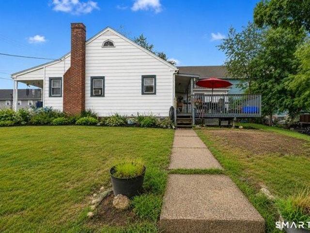 house with 3 bedroom, Norwich CT ES105559421