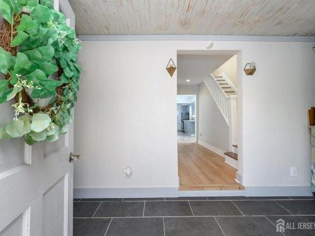 house with 3 bedroom, Nutley NJ ES105652395