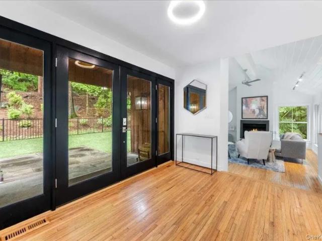 house with 3 bedroom, NY NY DLS102752852