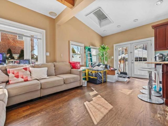 house with 3 bedroom, NY NY DS101187664