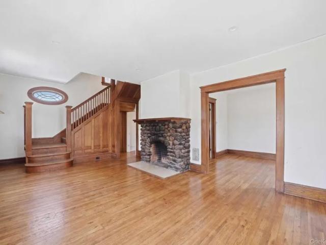 house with 3 bedroom, NY NY DS102715638