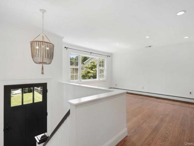 house with 3 bedroom, NY NY ES102658747