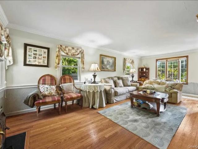 house with 3 bedroom, NY NY ES102715630