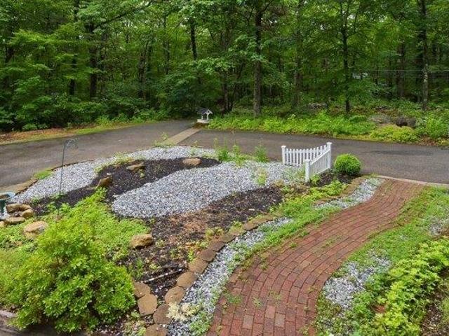 house with 3 bedroom, Oakham MA ES104409630