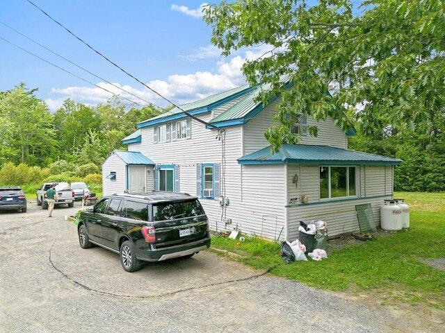 house with 3 bedroom, Oakland ME ES105661739