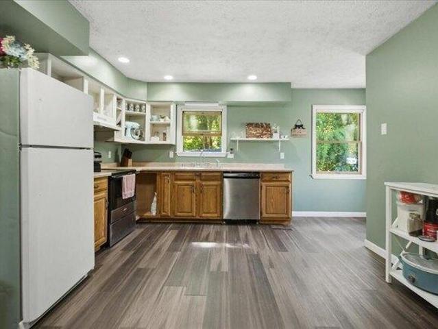 house with 3 bedroom, Oakland ME ES105813953