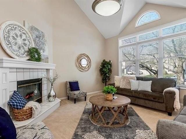 house with 3 bedroom, Olathe KS ELS103501502