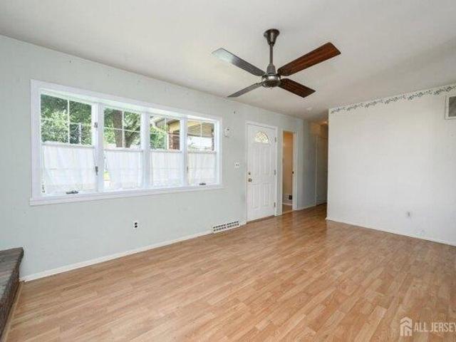 house with 3 bedroom, Old Bridge NJ ES105291417