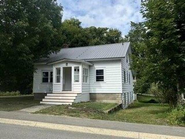 house with 3 bedroom, Orono ME ES105659823