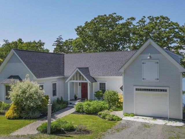 house with 3 bedroom, Owls Head ME ES104850760