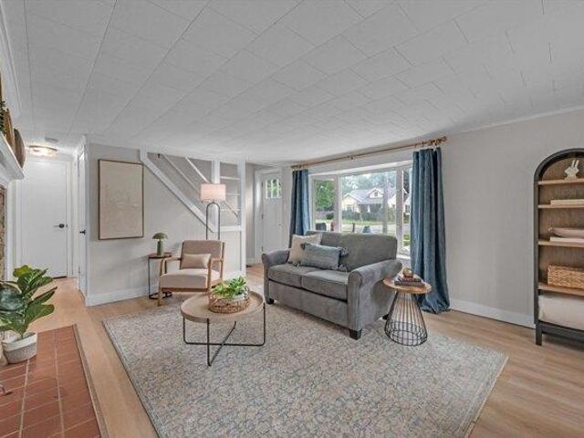 house with 3 bedroom, Oxford MA ES105256522