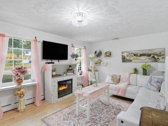 house with 3 bedroom, Palmer MA ES104480582