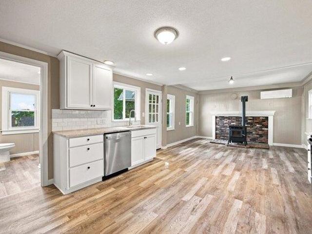 house with 3 bedroom, Palmer MA ES105590910