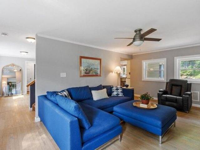 house with 3 bedroom, Peabody MA ES105493654