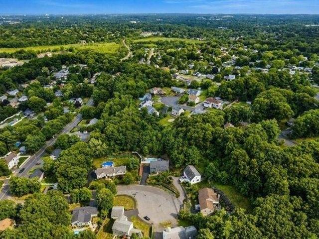 house with 3 bedroom, Peabody MA ES105551381