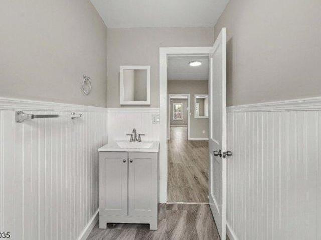 house with 3 bedroom, Phillipsburg NJ ES105275419