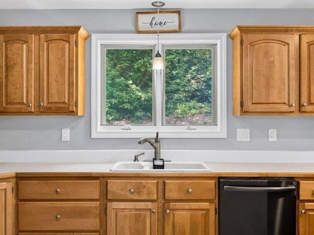 house with 3 bedroom, Phillipston MA ES105330616