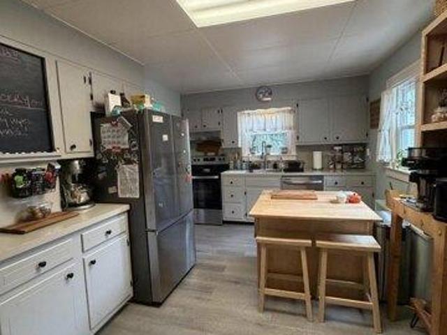 house with 3 bedroom, Pittsfield MA ES105279656